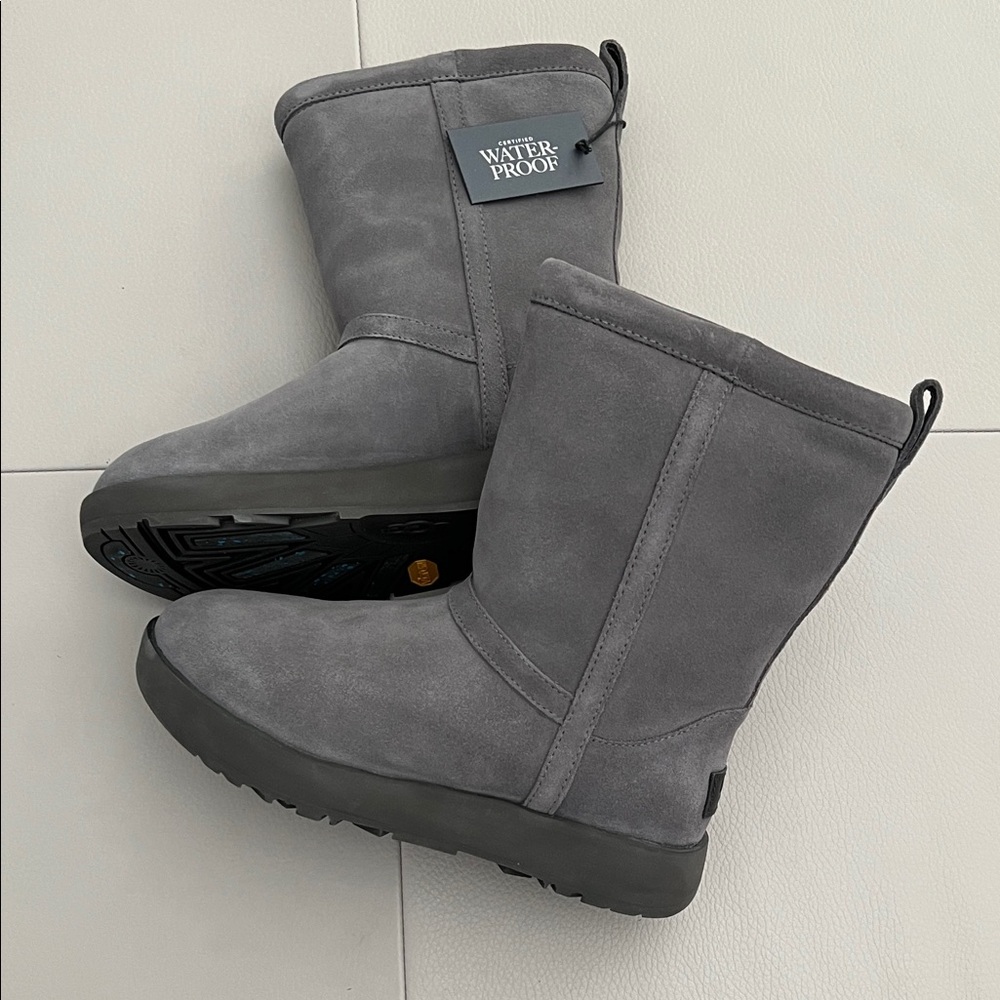 UGG Waterproof Short Winter Boots in Gray